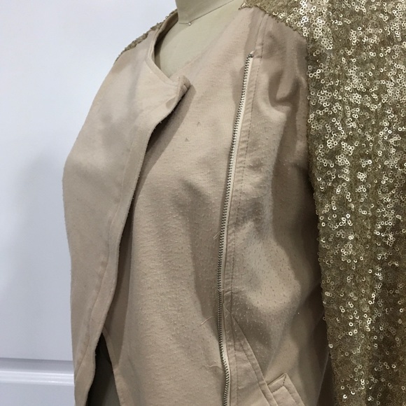 Tobi Gold Sequins Motorcycle Sweater - Picture 5 of 5